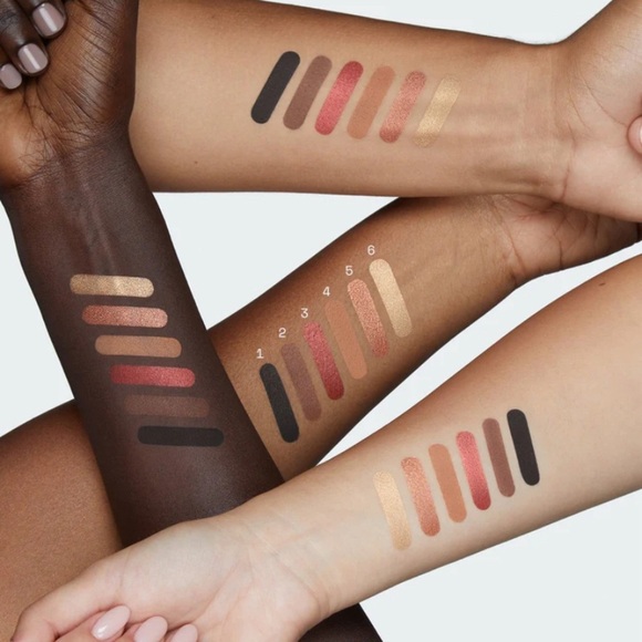 R.E.M. beauty eyeshadow palette in principessa - Picture 4 of 4